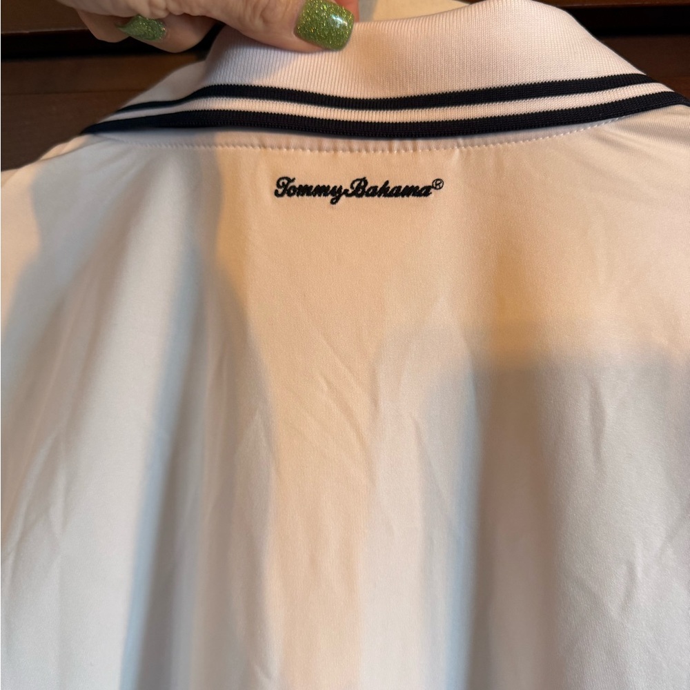 NWOT-Tommy Bahama separates: White Golf/Tennis Polo Top and Skort - Picture 8 of 9